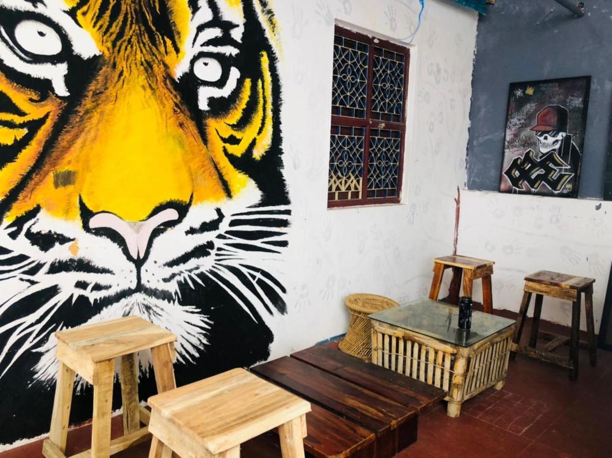 Gurukulam Hostel Pondicherry Eksteriør bilde